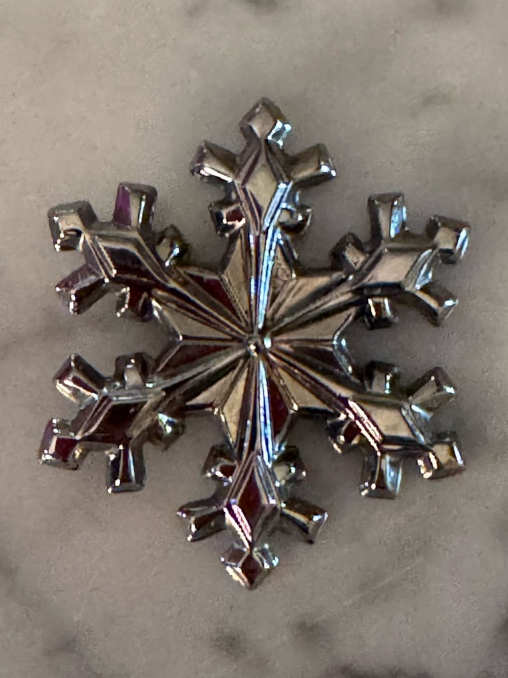 Gorham 1979 Sterling silver snowflake pendant.  1 1/4inches, like new